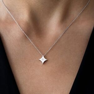 New, star pendant necklace